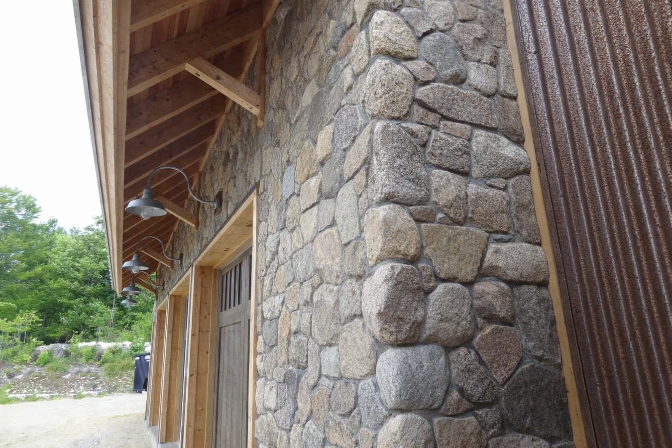 Stone veneer installation